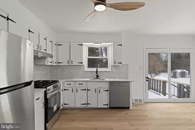 395 Montgomery Drive, Mantua, NJ 08051 - Photo 9