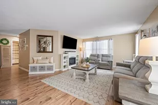 427 Pepper Mill Ct, Sewell, NJ 08080 - Photo 3