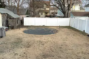 561 Billings Ave, Paulsboro, NJ 08066 - Photo 15