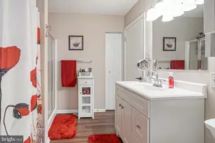 910 Thoreau Ln, Monroe Township, NJ 08094 - Photo 21