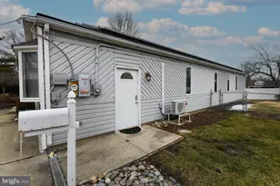 307 Beech Ave, Woodbury Heights, NJ 08097 - Photo 5