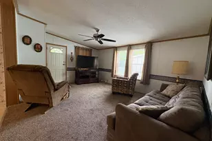 102 Robin Dr, West Deptford, NJ 08066 - Photo 5