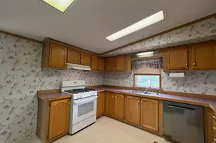 102 Robin Dr, West Deptford, NJ 08066 - Photo 13