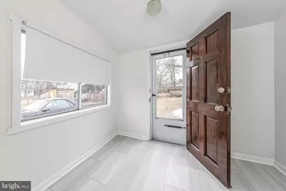 318 W Buck Street, Paulsboro, NJ 08066 - Photo 11