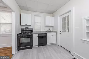 318 W Buck St, Paulsboro, NJ 08066 - Photo 9