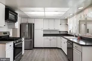 300 Hazel Ave, Westville, NJ 08093 - Photo 11