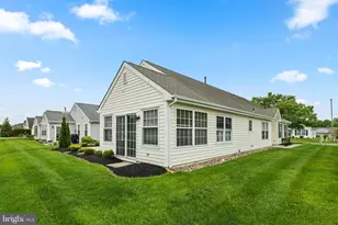 36 Grandview Pl, Sewell, NJ 08080 - Photo 3