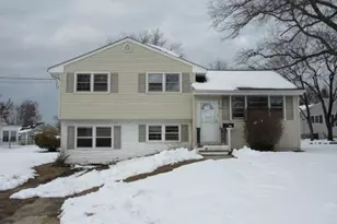 11 Pleasant Valley Dr, West Deptford Township, NJ 08096 - Photo 1