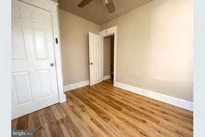 27 E Adams Street, Paulsboro, NJ 08066 - Photo 5