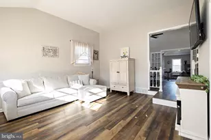 72 Pleasant Valley Dr, West Deptford, NJ 08096 - Photo 7