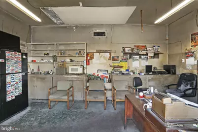 526 Broad Street W, Paulsboro, NJ 08066 - Photo 13