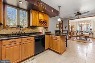 1125 Arbutus Ave, Monroe Township, NJ 08094 - Photo 3