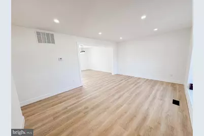 604 Cobblestone Road, Monroe Township, NJ 08094 - Photo 5