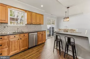 49 Miracle Dr, Monroe Township, NJ 08094 - Photo 11