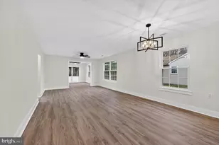 36 Lakebridge Dr, Woodbury, NJ 08096 - Photo 7