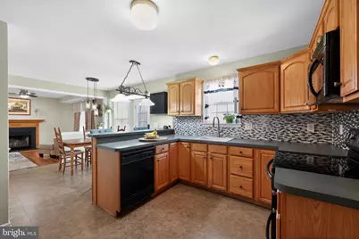 525 Lantern Way, Franklin Township, NJ 08322 - Photo 25