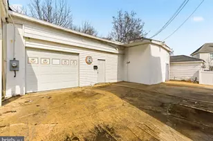 25 Roosevelt St, Paulsboro, NJ 08066 - Photo 21