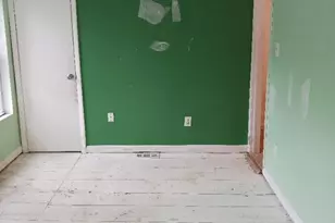 792 Paulsboro Rd, Swedesboro, NJ 08085 - Photo 7