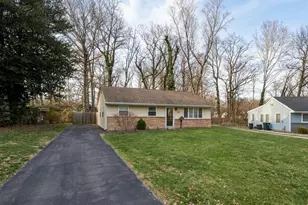 413 Braun Ct, Woodbury, NJ 08096 - Photo 1