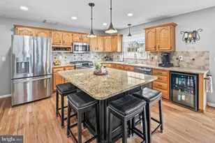 1414 Swan Ln, Harrison Township, NJ 08062 - Photo 3