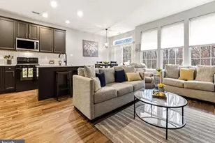 105 Oakridge, East Greenwich Township, NJ 08061 - Photo 7