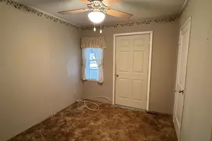 160 E Monmouth Ave, Sewell, NJ 08080 - Photo 17