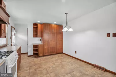 810 Asbury Avenue, National Park, NJ 08063 - Photo 7