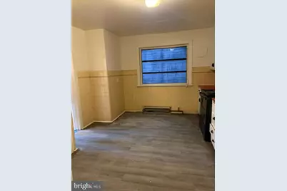 915-917 North Delaware Street N #915 B, Paulsboro, NJ 08066 - Photo 7