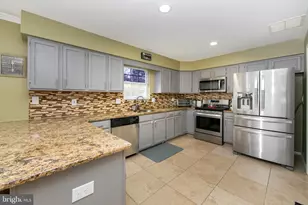 135 Sienna Ln, Glassboro, NJ 08028 - Photo 9