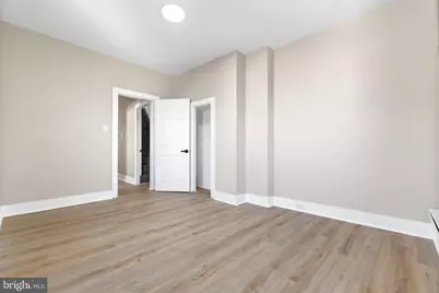 132 W Clinton Street, Clayton, NJ 08312 - Photo 5