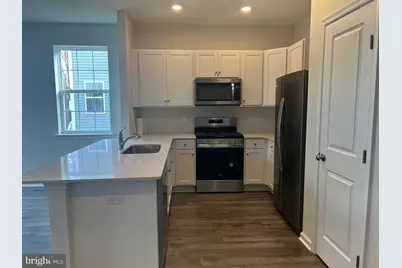 125 Mazzeo Drive, Glassboro, NJ 08028 - Photo 3