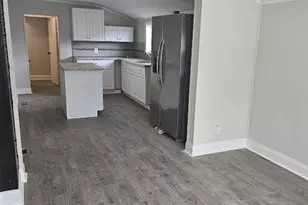 66 E Red Bank Ave, Woodbury, NJ 08096 - Photo 3