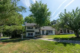 622 Westover Ct, Monroe Township, NJ 08094 - Photo 3