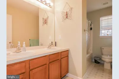 1665 Carriage Drive, Monroe Township, NJ 08094 - Photo 11