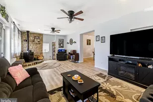 1013 Delsea Dr, Franklin Township, NJ 08322 - Photo 3