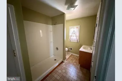 20 Dickinson Road #B (SECOND FLOOR), Glassboro, NJ 08028 - Photo 3