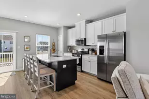 109 Waterford Wy, Woolwich Township, NJ 08085 - Photo 3