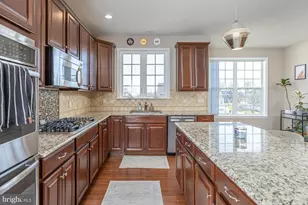 205 Winterwood Ln, Harrison Township, NJ 08062 - Photo 11