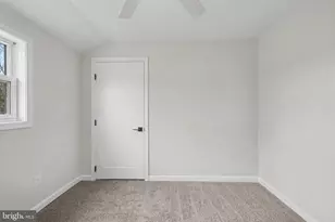 327 Bucknell Ave, Blackwood, NJ 08012 - Photo 21