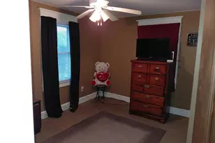 513 Beacon Ave, Paulsboro, NJ 08066 - Photo 11