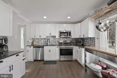 202 Leonard Avenue, East Greenwich Township, NJ 08020 - Photo 3