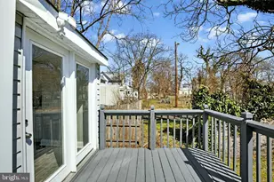 20 E Buck St, Paulsboro, NJ 08066 - Photo 29