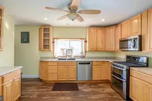 2524 Lakeside Dr, Monroe Township, NJ 08094 - Photo 17