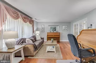 74 Twin Ponds Dr, Sewell, NJ 08080 - Photo 9