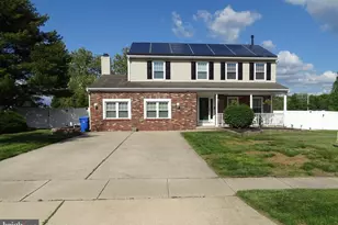2 Hollybush Dr, Glassboro, NJ 08028 - Photo 1