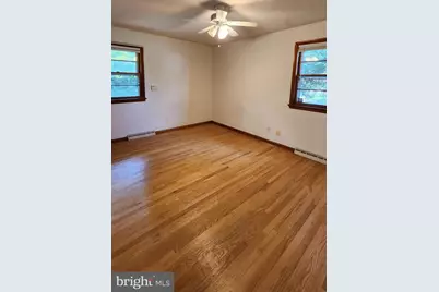 202 Holly Street #RIGHT SIDE, Glassboro, NJ 08028 - Photo 9