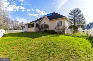 176 Billows Dr, East Greenwich Township, NJ 08061 - Photo 3