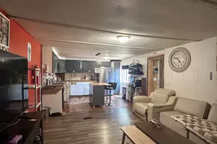 205 Delaware, Monroe Township, NJ 08094 - Photo 25