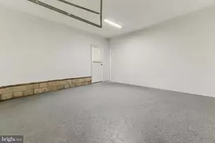 110 Washington Ave, Monroe Township, NJ 08094 - Photo 17