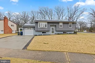 1666 Holly Pkwy, Monroe Township, NJ 08094 - Photo 1